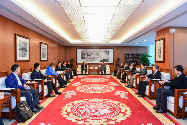 E8C48C14B348AC78C88B43A6330_F7271370_62B06.jpg?e=